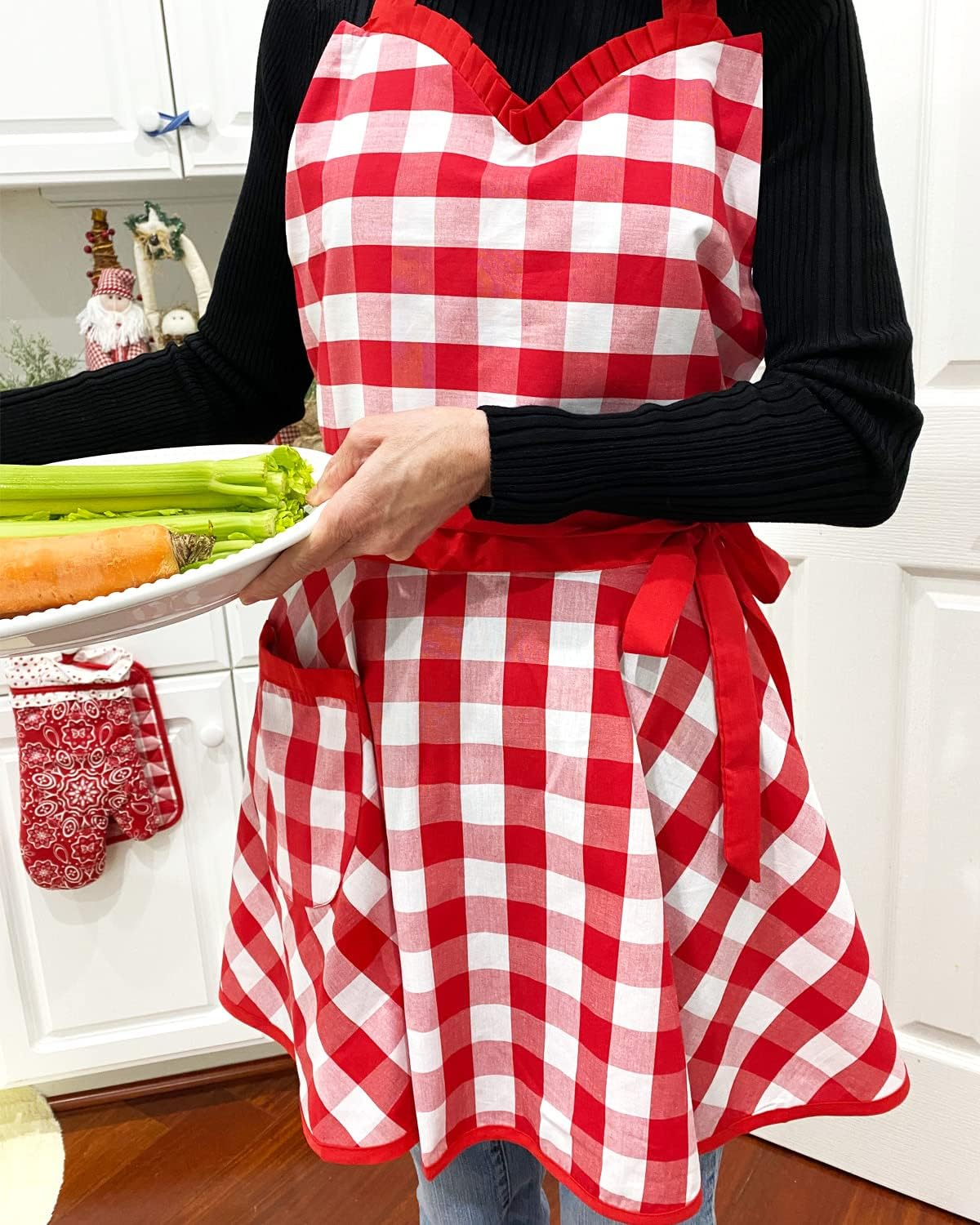 Wrapables Adjustable Flirty Hostess Apron, Red Gingham - Red Gingham image number 5