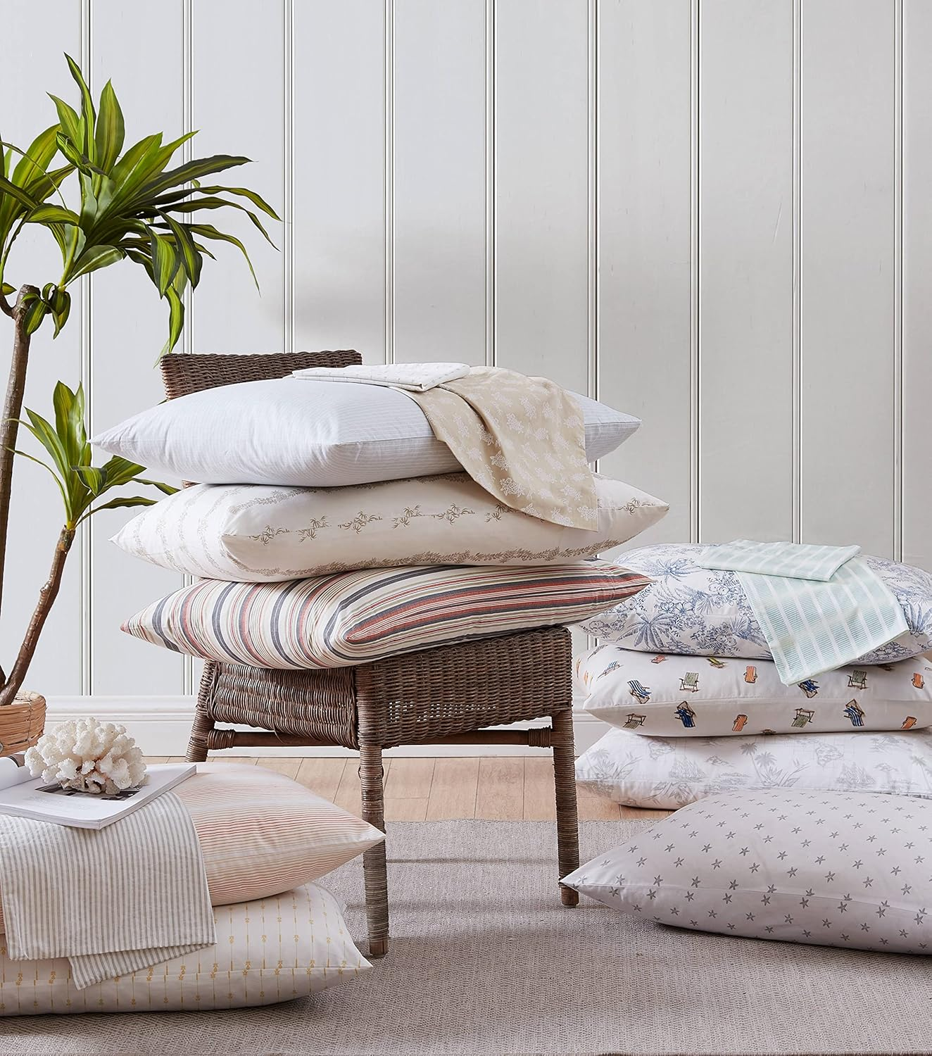 Tommy Bahama - Queen Sheets, Cotton Percale Bedding Set, Crisp & Cool, Stylish Home Decor (Aloha Pinapple Green, Queen)