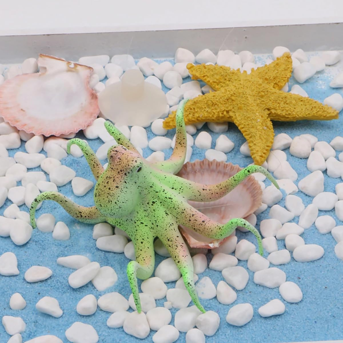 AIMALL 3.93 Inch Simulation Octopus Aquarium Decoration - Fluorescent Marine Ornament for Freshwater and Seawater Fish Tank Landscaping - Green image number 3