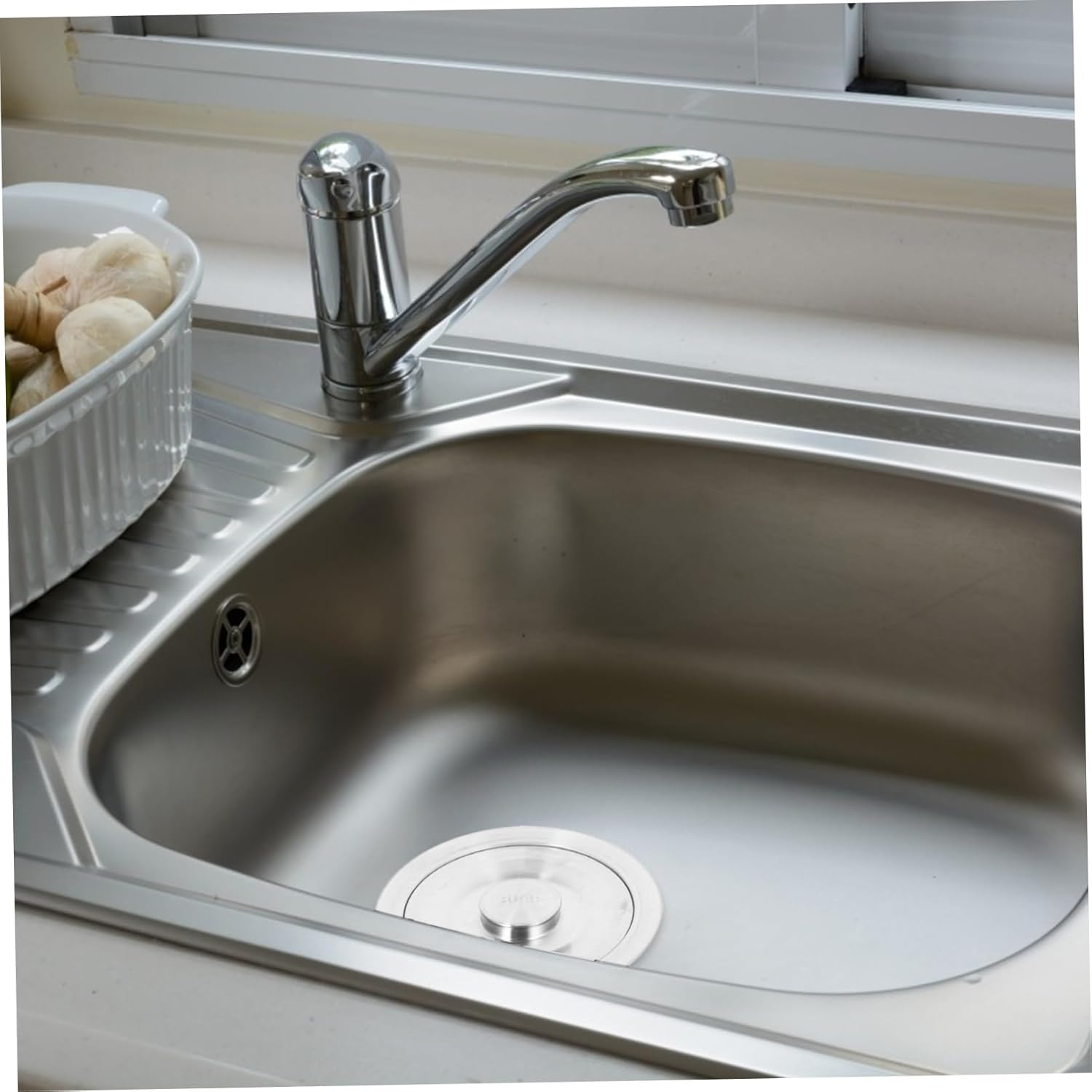 FRCOLOR Drain Strainer for Shampoo Bed Hair Catcher Sink Strainer Hair Salon Accessory