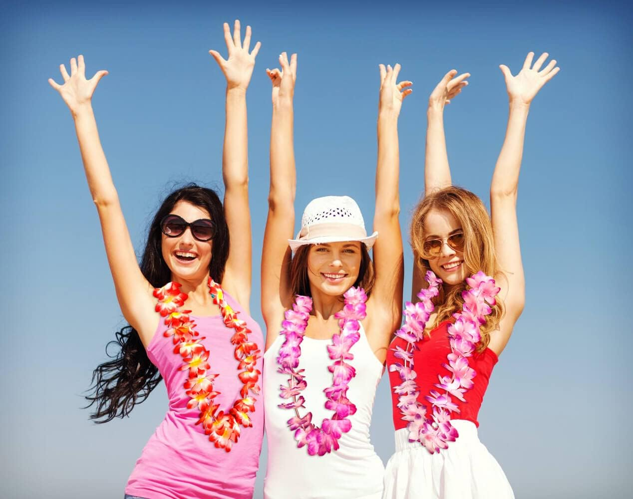 Yzoe Gzroe 100 Counts Hawaiian Leis - Silk Flower Necklace Leis for Luau Theme Party Decorations & Favors - Multicolour, No Gemstone image number 1