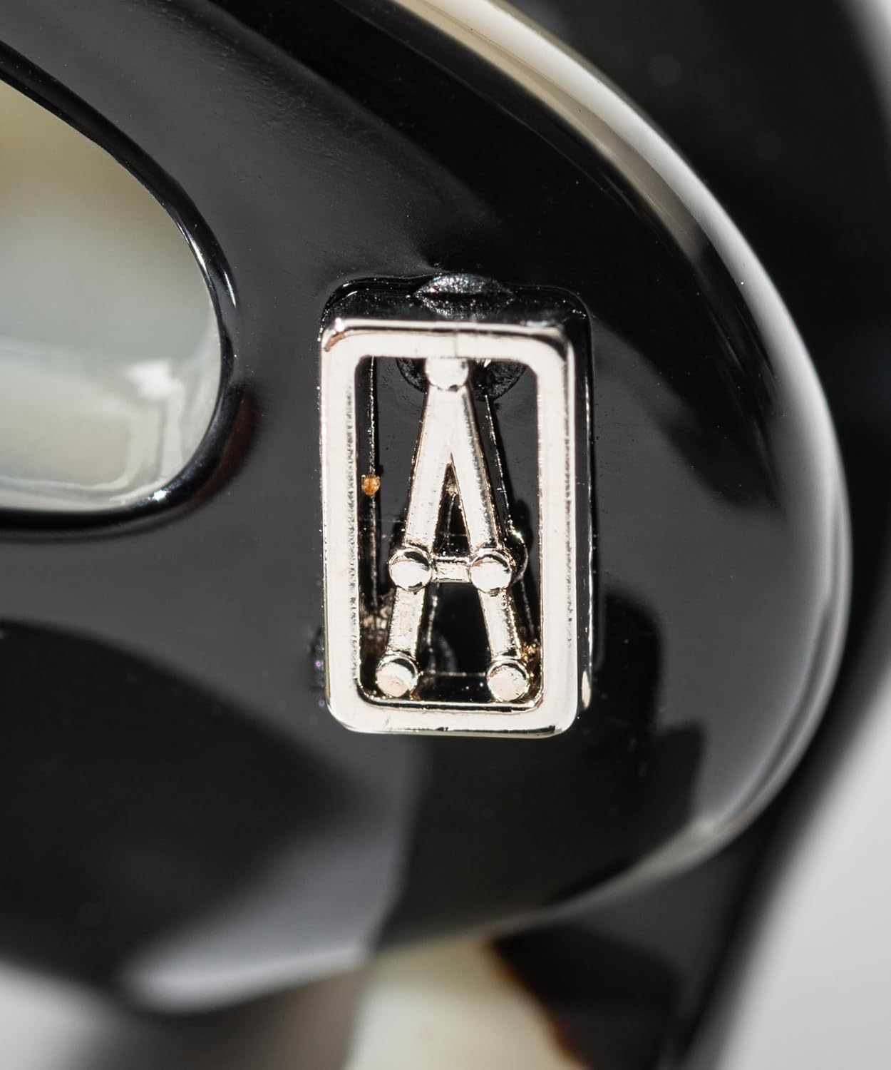 ALEXANDRE DE PARIS TIMELESS ACCM-17417-03 NA NOIR/ALBINOS Hair Clip image number 1