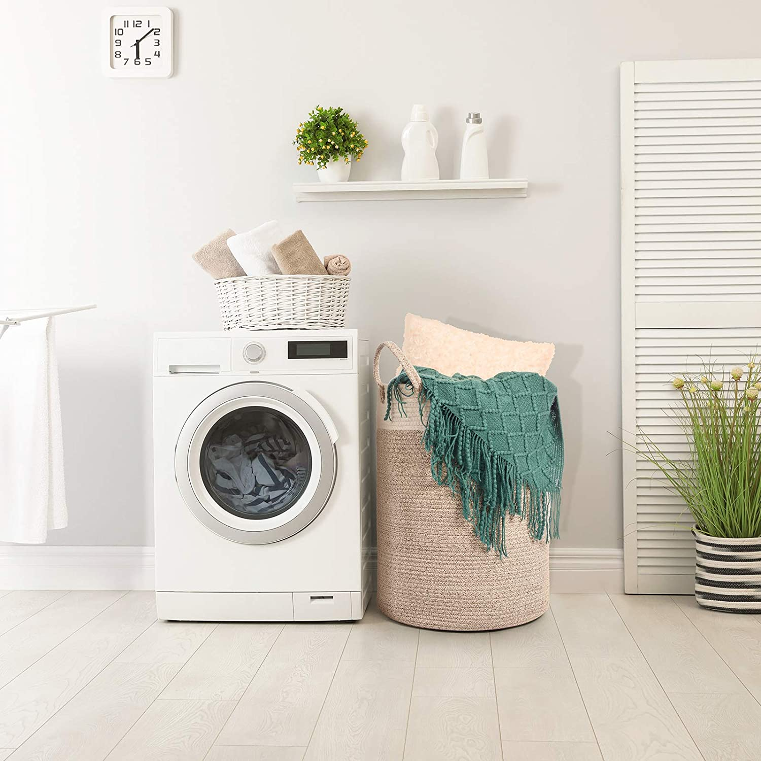 Xcellent Global Cotton Woven Storage Basket, Large Rope Nursery Hamper Bin and Organizer with Handles for Blankets, Toys, Towels and Laundry D40 X H55Cm image number 1