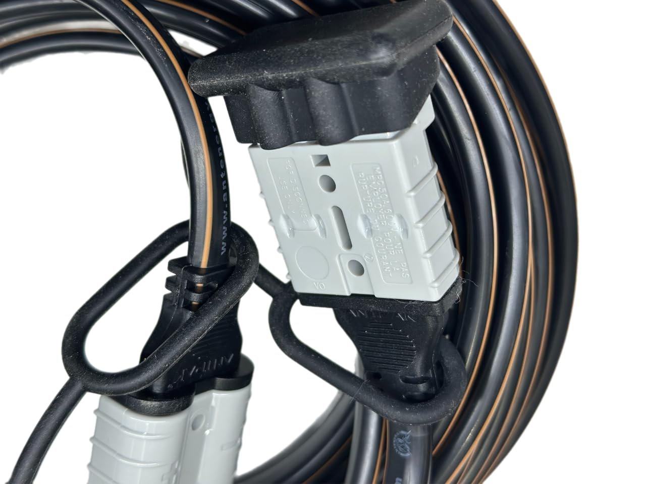 ANTPAK 10M 8Mm&sup2; Dual Core Cable with Anderson Plugs, Black/Red, V90 PVC Insulated (With Anderson Plug) image number 2