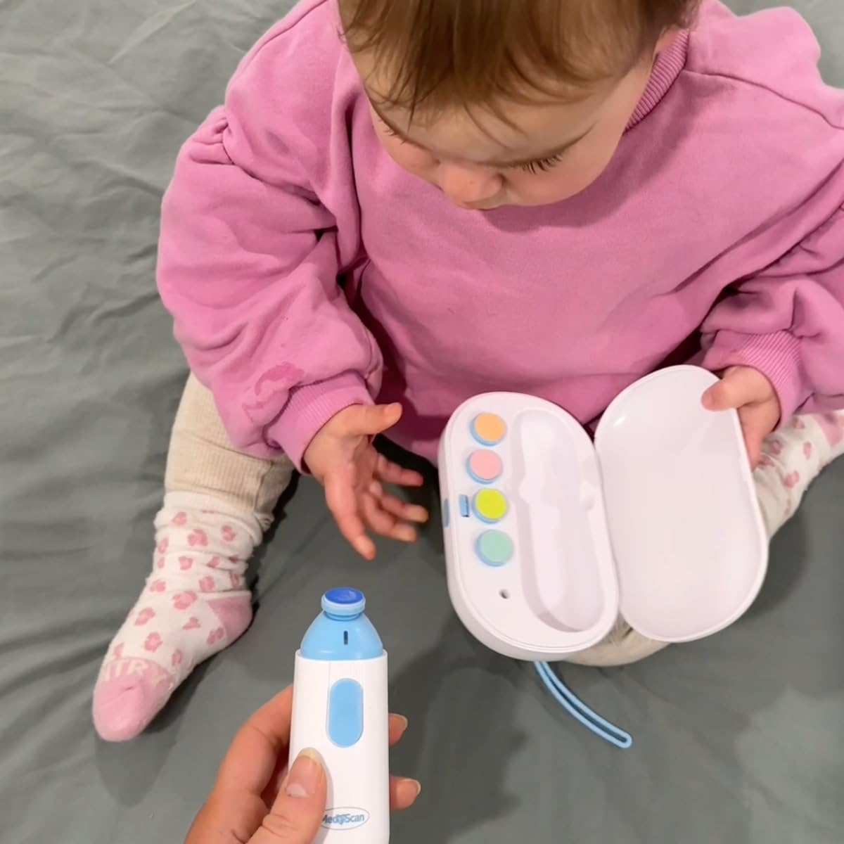 L'Il Nail Buffer &ndash; Electric Baby Nail Trimmer with LED Light, 5 Buffer Heads, Quiet & Safe Infant Nail File, Portable Baby Manicure Set, Includes Batteries & Carry Case image number 2