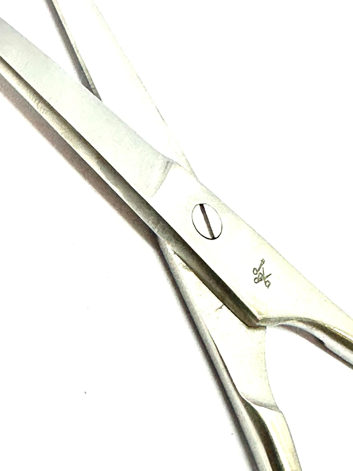 JOYA Professional Hairdressing Scissors - 5.5" - Precise and Smooth Cut - Metalized Stainless Steel - Hair Cutting Scissors for Hairdressers, Barbers and Hairdressing Students image number 2