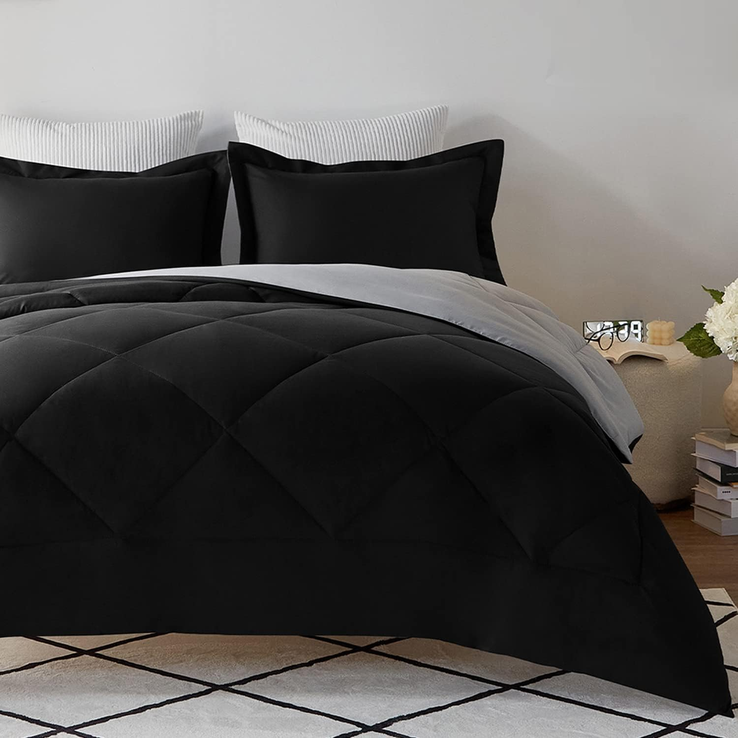 Cozylux King Size Comforter Set Black, 3 Pieces Solid Comforters King Size Breathable Quilted Style Bedding Set, Luxury Soft Microfiber down Alternative Comforter Bed Set (1 Comforter & 2 Pillowcases)