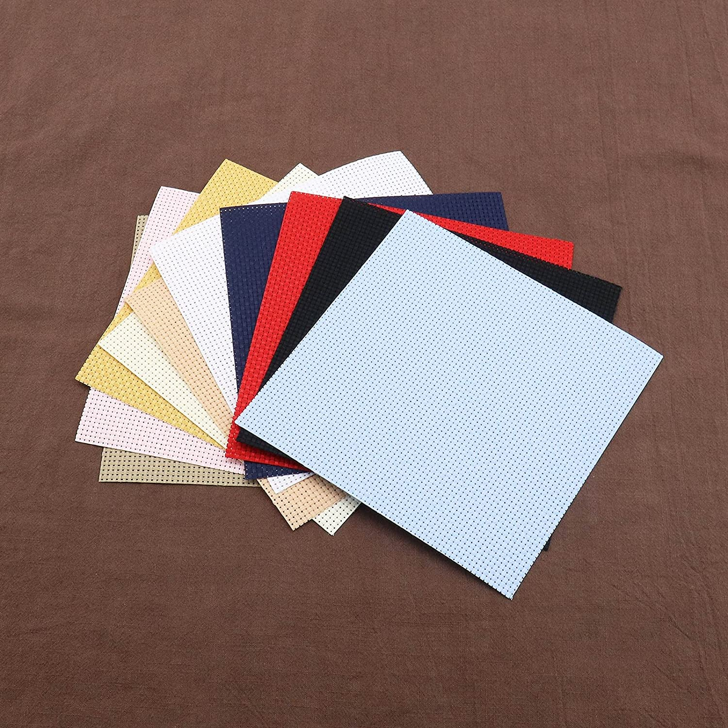 VGOL 20Pcs 11CT Cross Stitch Fabric DIY Cross Stitch Cloth for DIY Art Craft Handwork 10 Colors 100% Cotton 15X15Cm/5.9X5.9 Inches Square Multicolor Handmade Accessories image number 4