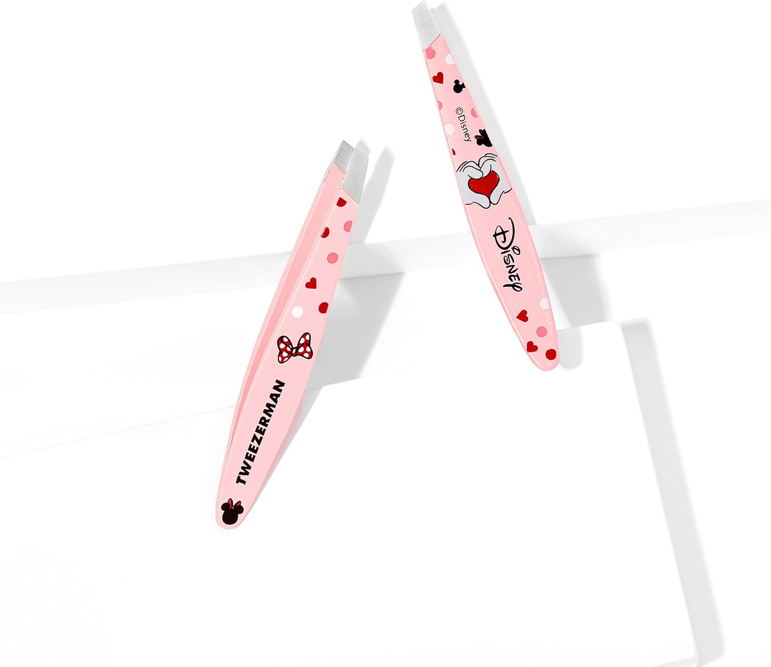 Tweezerman Exclusive Disney'S Minnie Mouse Bowtiful Brows Mini Slant Tweezer image number 6