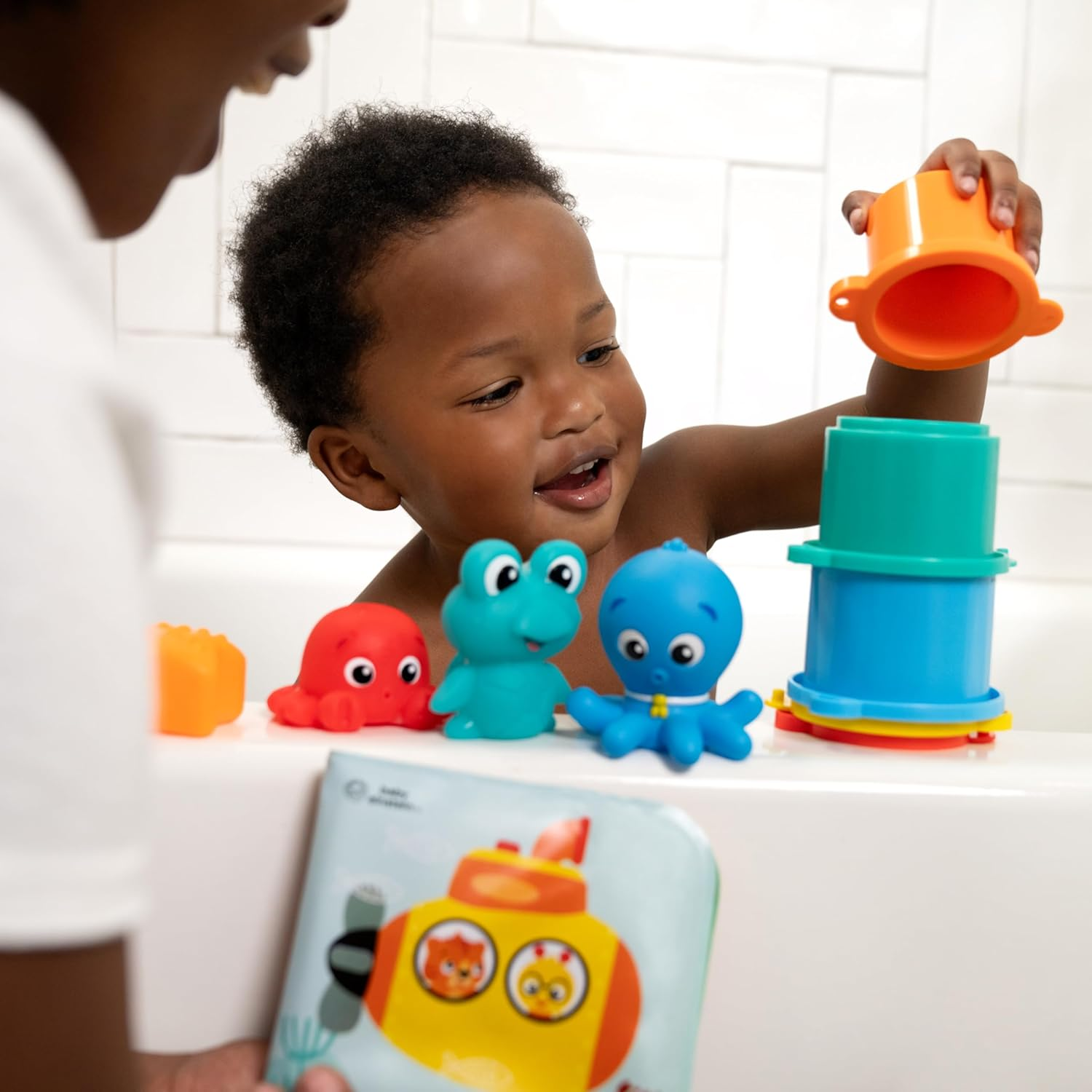 Baby Einstein Ocean Explorers Opus Bath Pals 11-Piece Gift Set, Waterproof Bath Book, Bath Cups, Animal Shape Bath Toys for Baby and Toddler, Ages 3 Months and Up image number 5