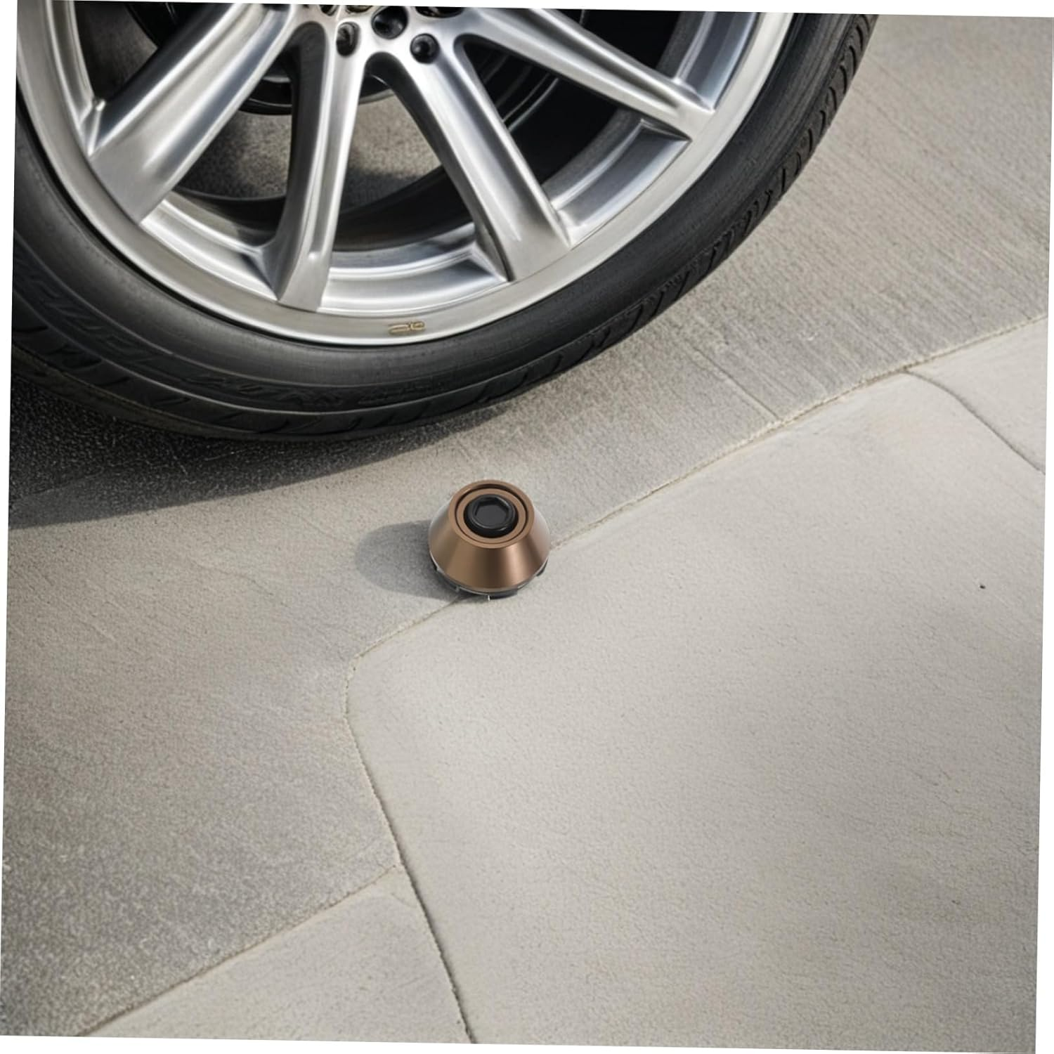 ROMISBABA Racing Aluminum Wheel Center Caps Lightweight Hub Covers for Vehicle Rims Heat Resistant Alloy Caps with Sporty Design for Enhanced Appearance and Performance image number 6