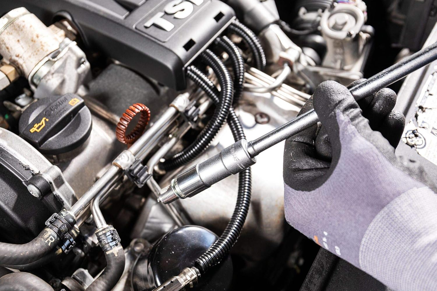 Hazet 880AKF 3/8-Inch Drive Hexagonal Spark Plug Socket, 16 Mm Size image number 4