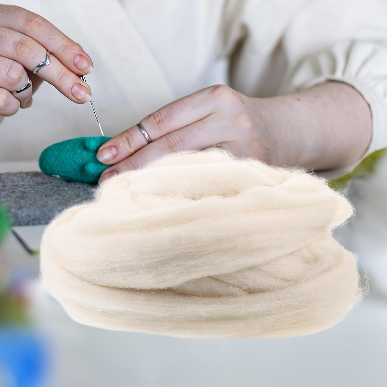 TEHAUX Needle Felting Wool, Natural White Wool Roving for Needle Felting, Wool Roving Yarn, 200G Galatea Soft Fiber for DIY Crafts, Spinning, Weaving, Doll Making, Wet Felting image number 2