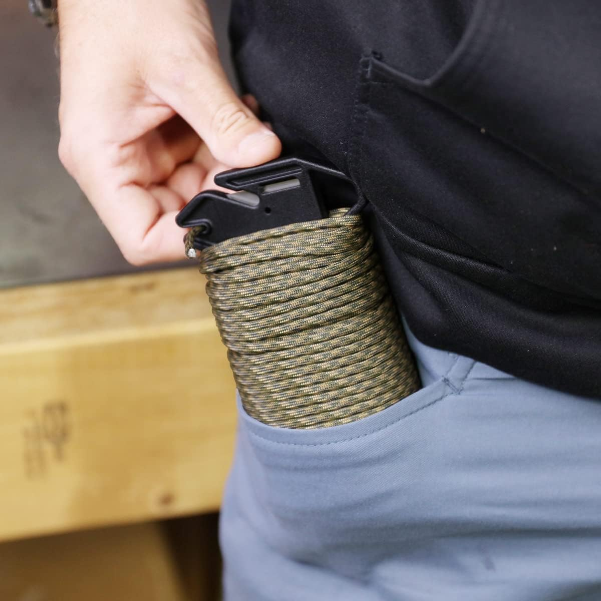 Atwood Rope MFG Ready Rope&trade; 550 Paracord 100 Feet 7-String Core Nylon Parachute Cord outside Survival Gear Made in USA | Lanyards, Bracelets, Handle Wraps, Keychain (Blue)