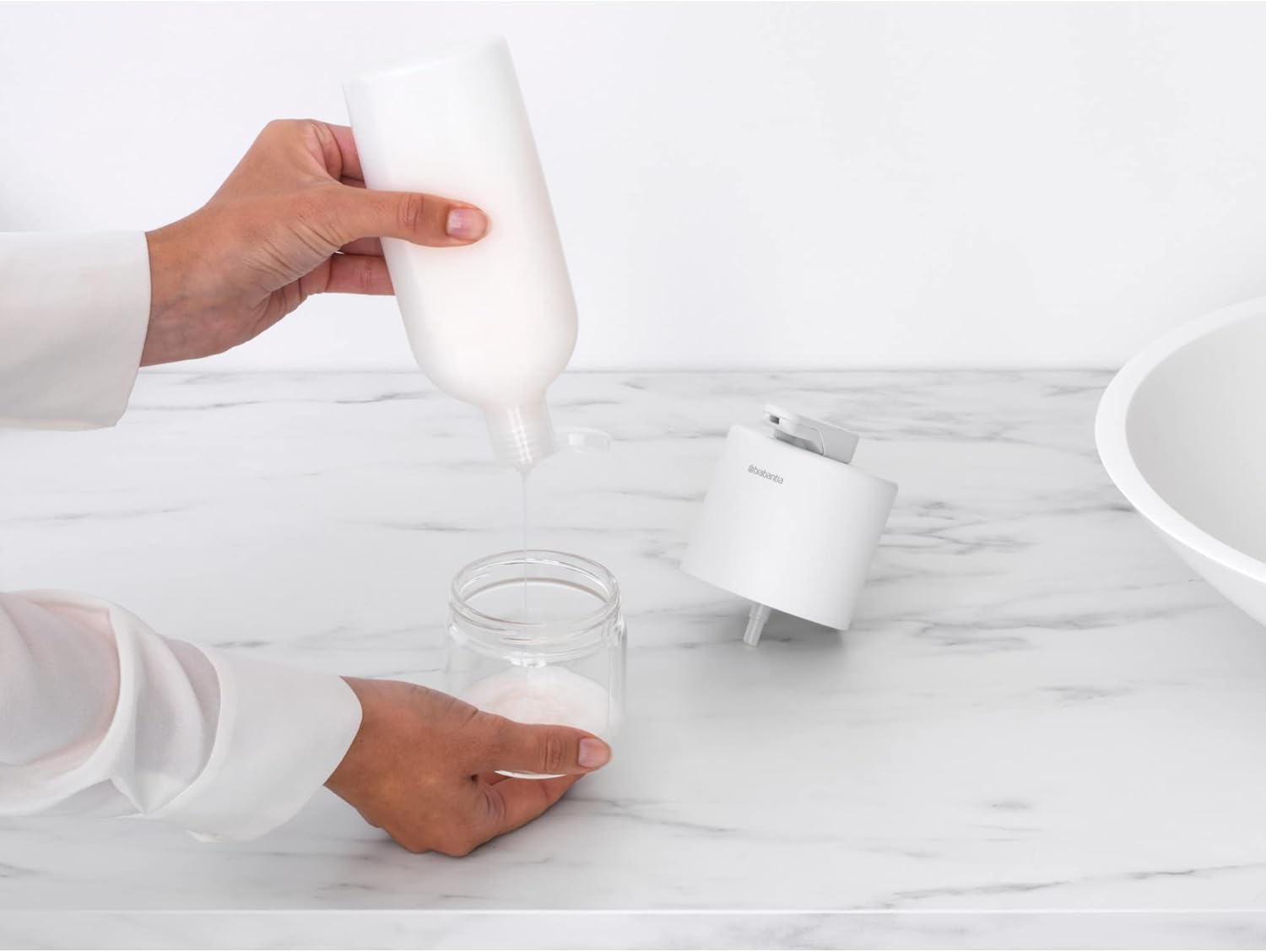 Brabantia Mindset Soap Dispenser, Mineral Fresh White, 200 Ml Capacity - Mineral Fresh White image number 2