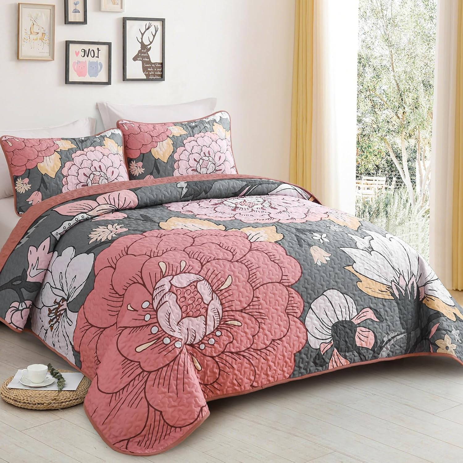 DJY Floral Quilt Set King Size Grey Pink Boho Flower Bedspread Coverlet Set 3 Pieces Soft Microfiber Farmhouse Botanical Bohemian Bedding Set with 2 Pillowcases for All Season (110''X90'') image number 3