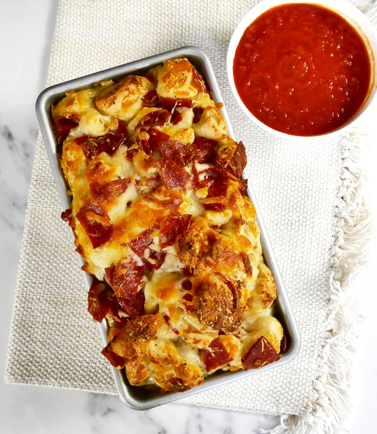 USA Pan Bakeware Seamless Nonstick Standard Bread Loaf Pan, 8 X 4.5 X 2.75 image number 4