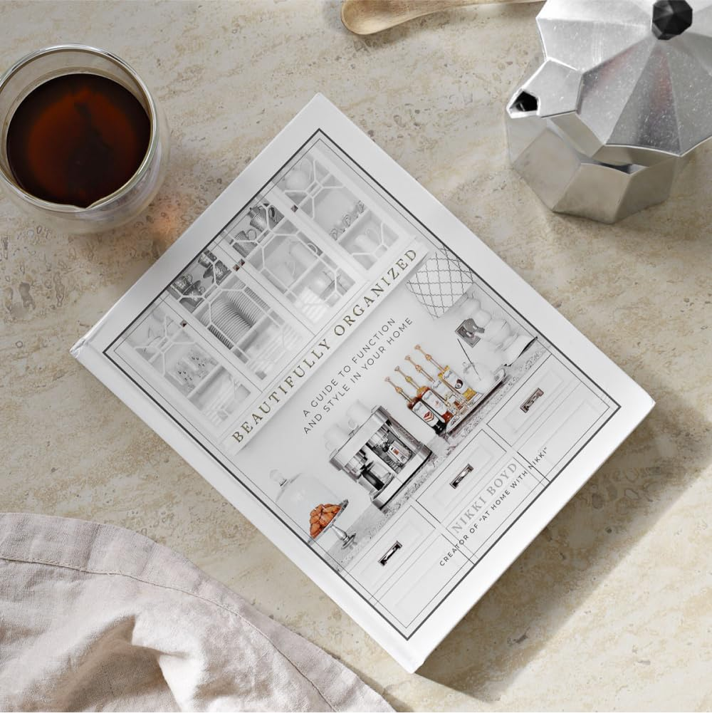 Beautifully Organized: a Guide to Function and Style in Your Home image number 3