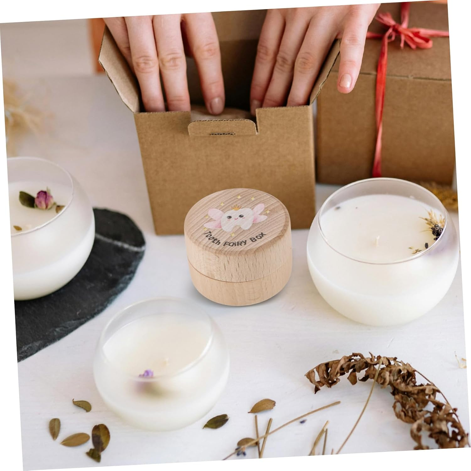 Healifty Wooden Tooth Box Newborn Keepsake Box Tooth Holder Boys and Girls Souvenir Organizer image number 5