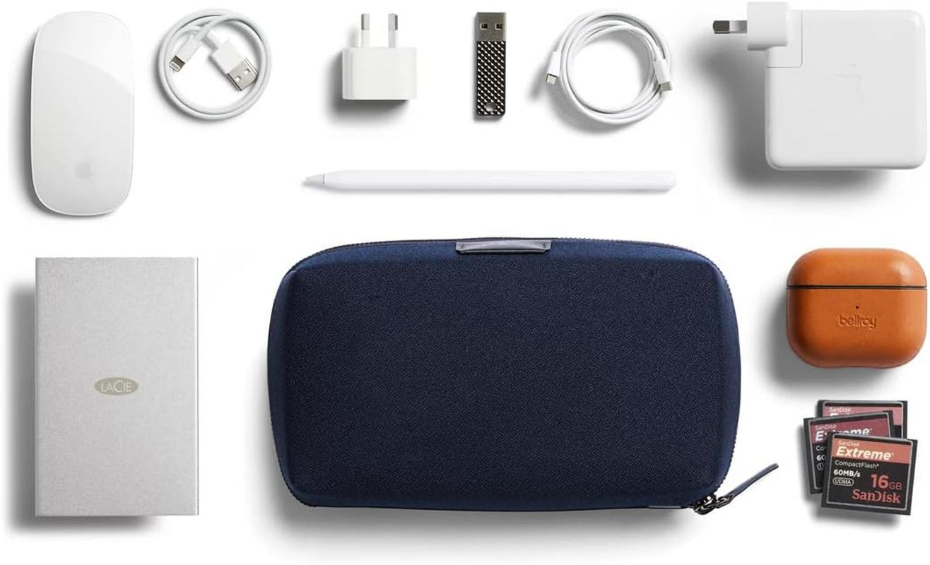 Bellroy Tech Kit, Tech Accessories Zip Pouch (Power Bank, Phone Charger, Cables, Earbuds) image number 1