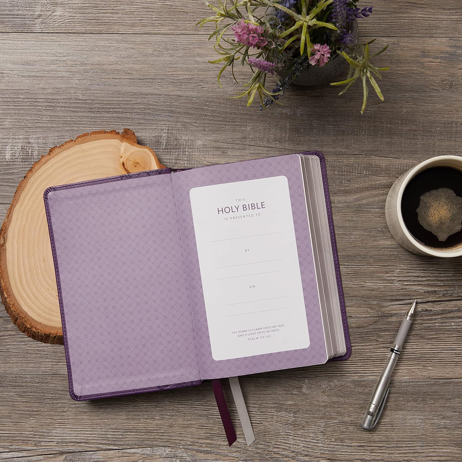 KJV, Personal Size Large Print Single-Column Reference Bible, Leathersoft, Red Letter, Comfort Print: Holy Bible, King James Version [Purple] image number 1