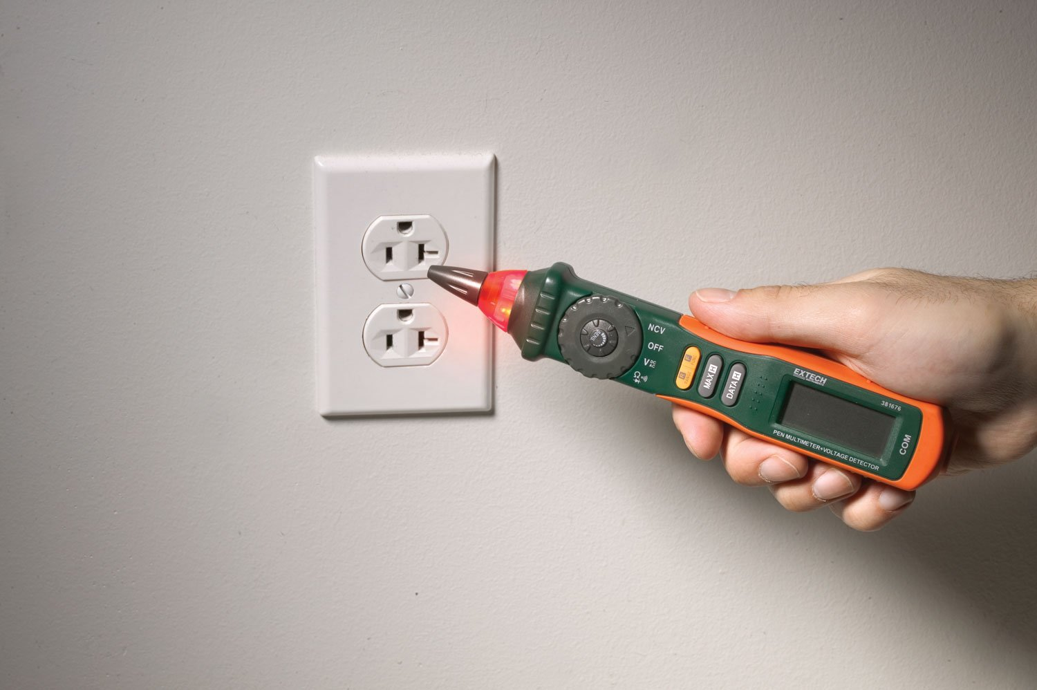 Extech 381676A Pen Multimeter with Built in NCV image number 2