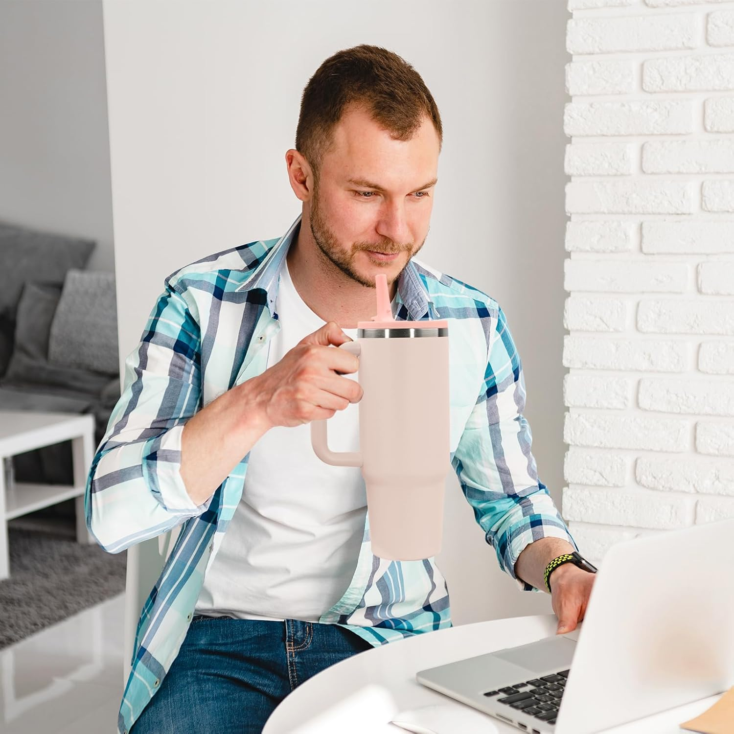 40Oz Spill Proof Flip Straw Lid Replacement for Stanley H2.0 Quencher,Leak Proof Tumbler Lid,2 Pack,Cream White,Pink