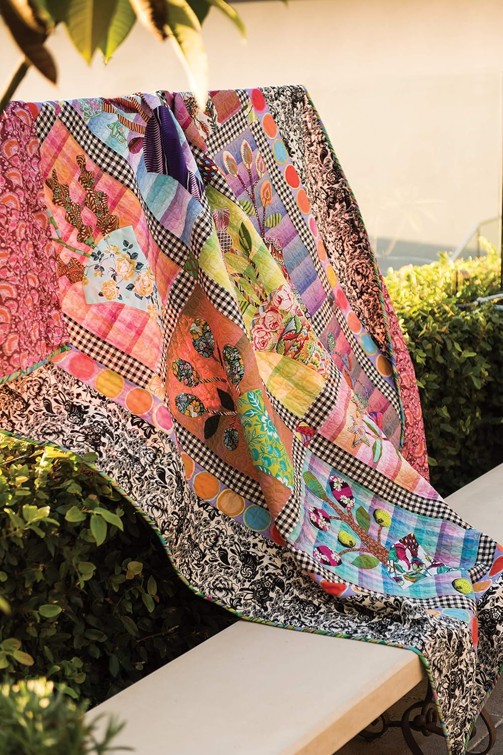 Organic Applique: Creative Hand-Stitching Ideas and Techniques image number 4