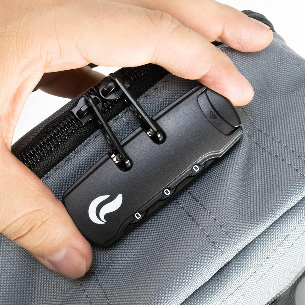 Skunk Raven Backpack - Black Puff image number 4