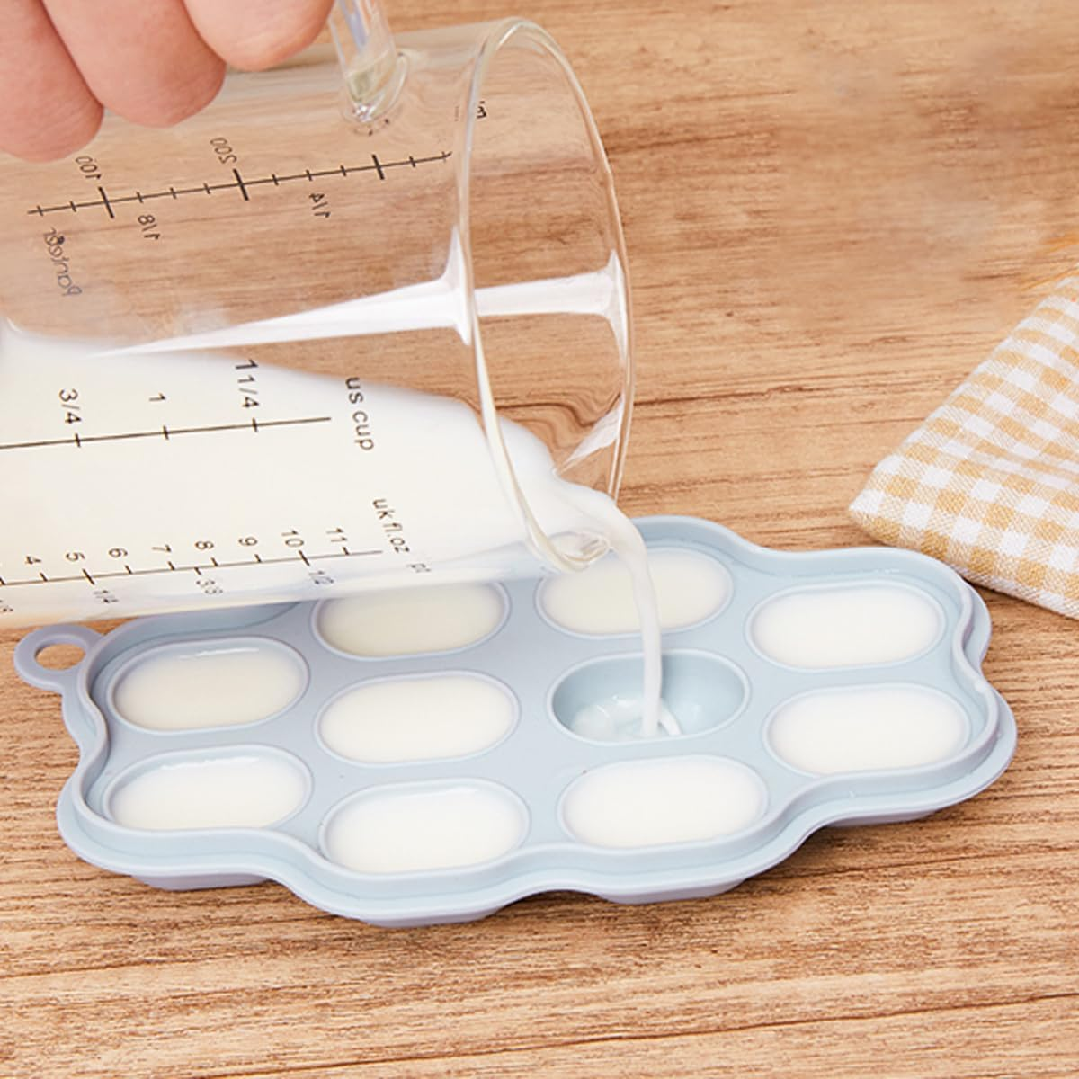 AIMALL 6 PCS Food Grade Silicone Ice Cube Tray, Bite Size Snack Molds for Fruits and Vegetables, Supplemental Feeding Accessory &ndash; Dimensions 6.2 X 3.6 Inches image number 2