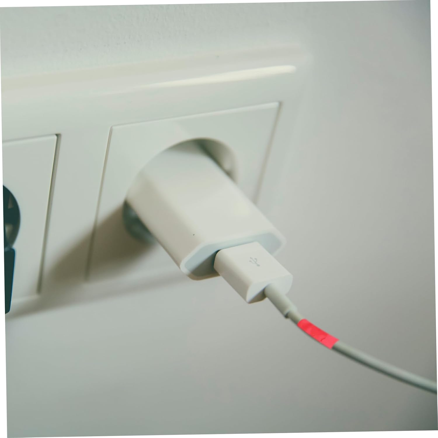 KICHOUSE 6Pcs Strong Self Adhesive Tape Insulation Tape Adhesive Electrical Random Color image number 4