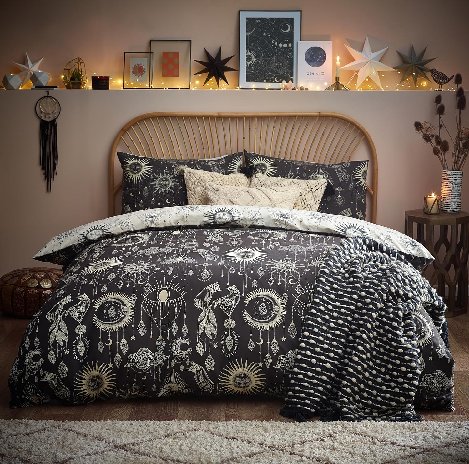 Furn. Constellation Duvet Cover Set &ndash; Celestial Galaxy Print with Stars & Moons, Reversible Polycotton Bedding (Gold/Navy &ndash; Super King)