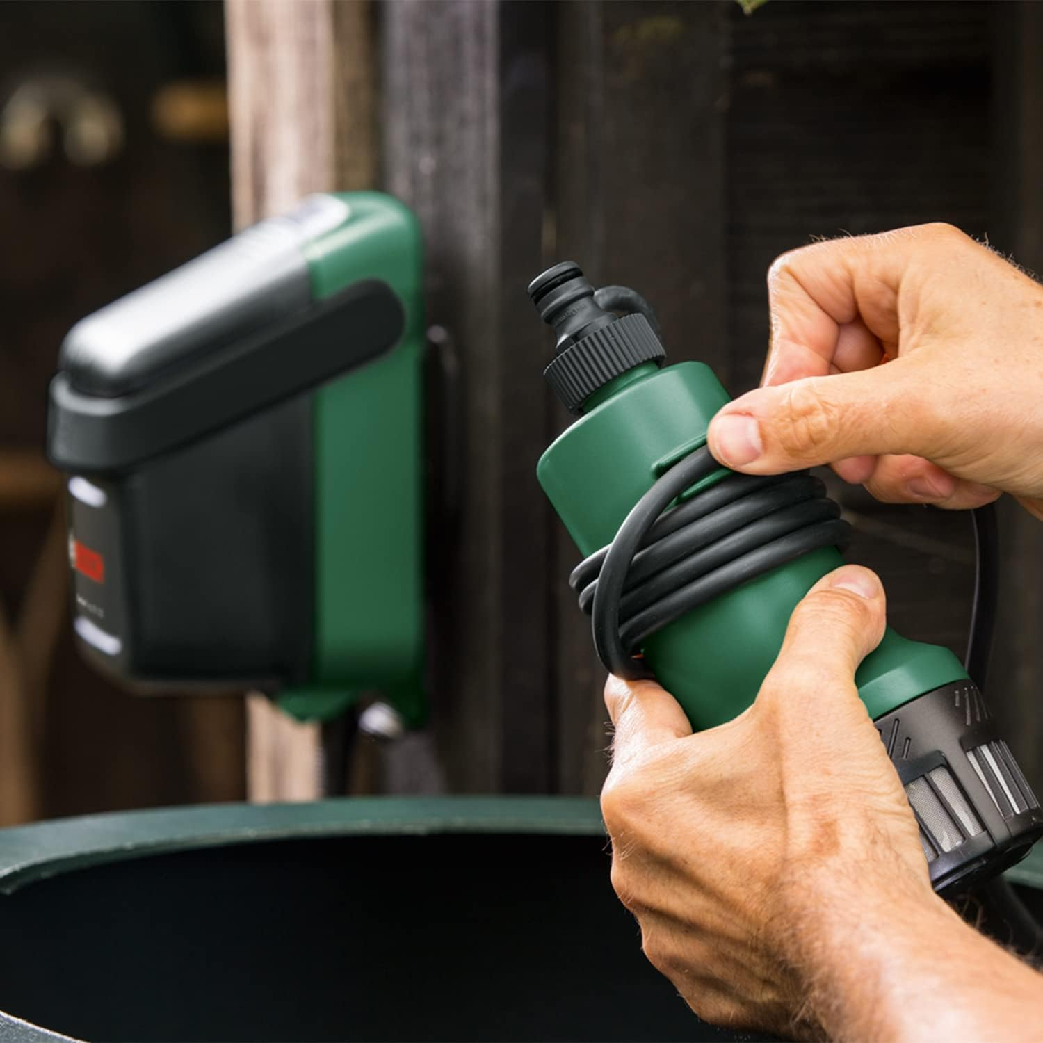 Bosch Home & Garden Cordless 18V Submersible Pump with 4.0Ah Battery & Fast Charger (Gardenpump 18V-2000) image number 6