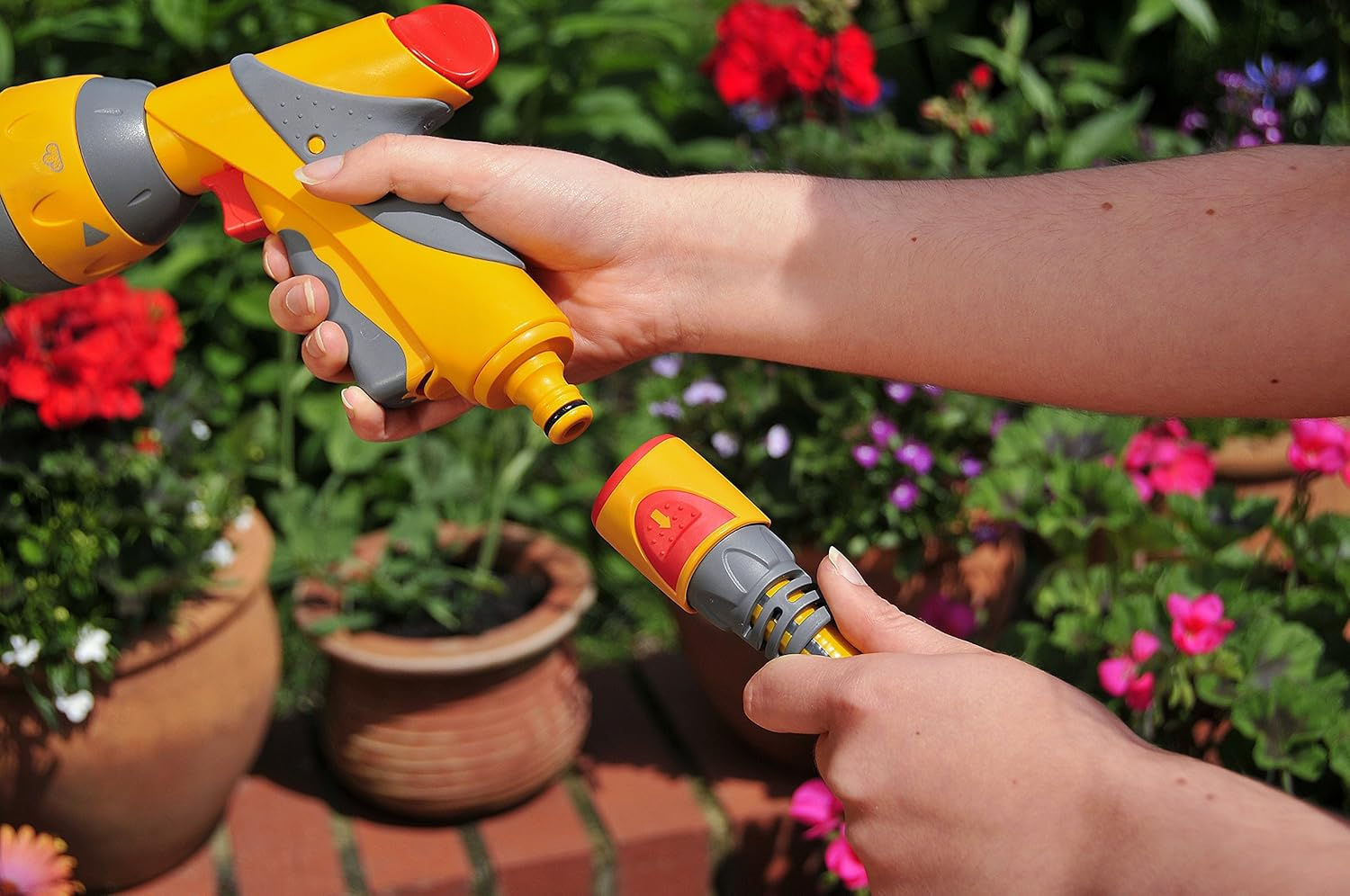 Hozelock Aquastop Connector plus (12.5Mm & 15Mm) image number 3