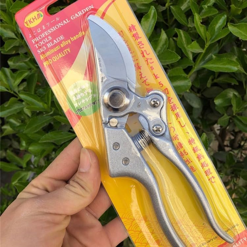 Made in Japan Pruning Shears 8" Professional Bypass Garden Scissors Secateurs, Premium Quality Japanese Gardening Tools Plant Hand Pruner Garden Clippers with Ergonomic Handle, Safety Lock for Farms image number 3