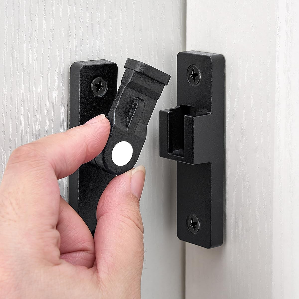 Wocoe 90 Degree Barn Door Latches,Zinc Alloy Right Angle Gate Latches,Door Security Sliding Door Latch Lock Fo Cabinets Bathroom Barn Door Garden Window Garage Door (Matte Black (Luminous))