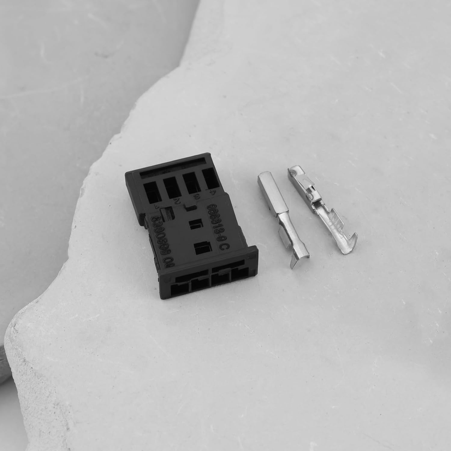 Emsea 2PCS 4-Pin Automotive MQS Sensor Plug Harness Connector Compatible with BMW OE 8377234 968813-1 with Terminals 16.7X12.3Mm Automotive Electrical Sensor Harness Plug image number 5