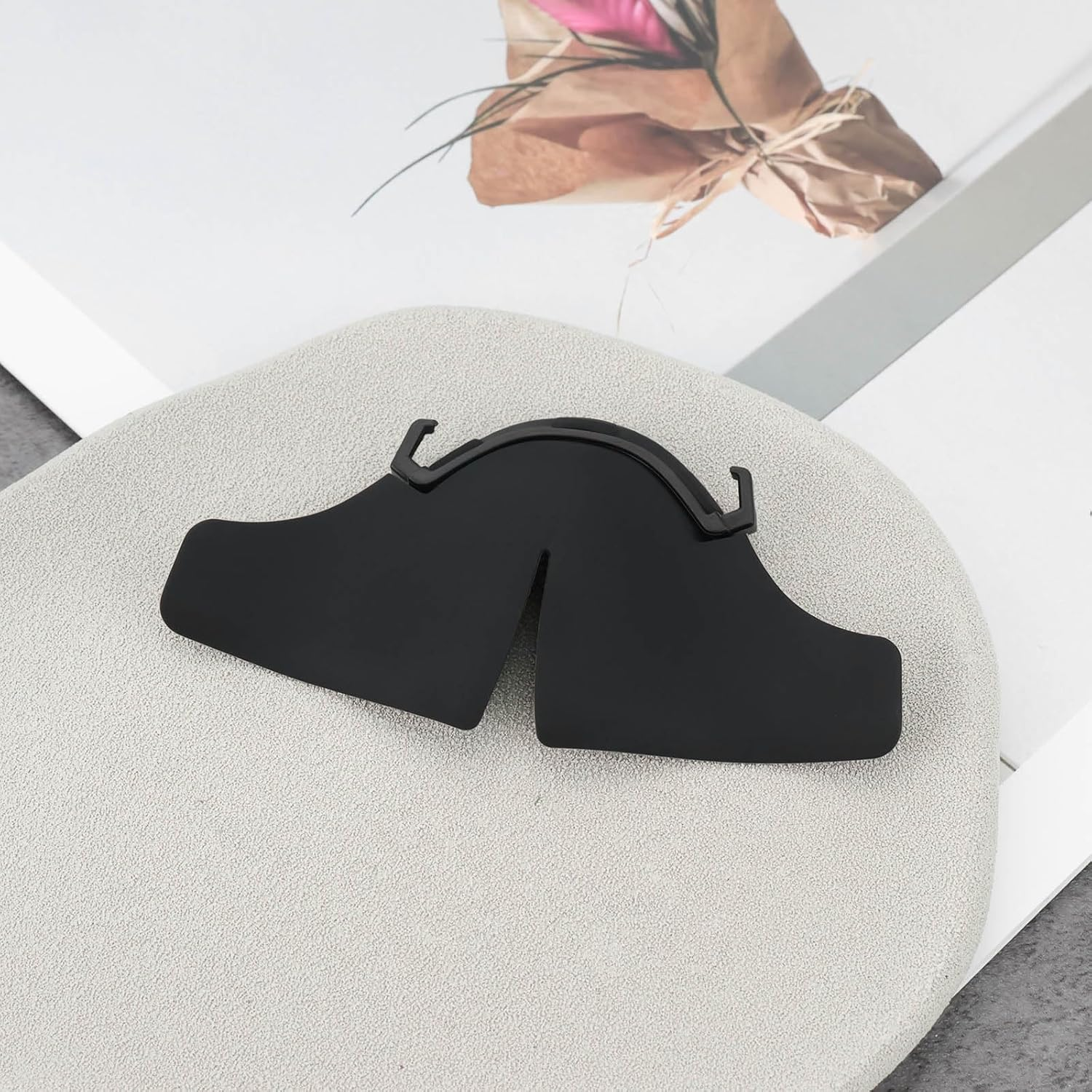 LT Easiyl 1Pc Anti-Leakage Nose Cover Silicone Light-Blocking Nose Pad Compatible with Meta Oculus Quest 3 VR Headset Upgrade Accessories image number 4