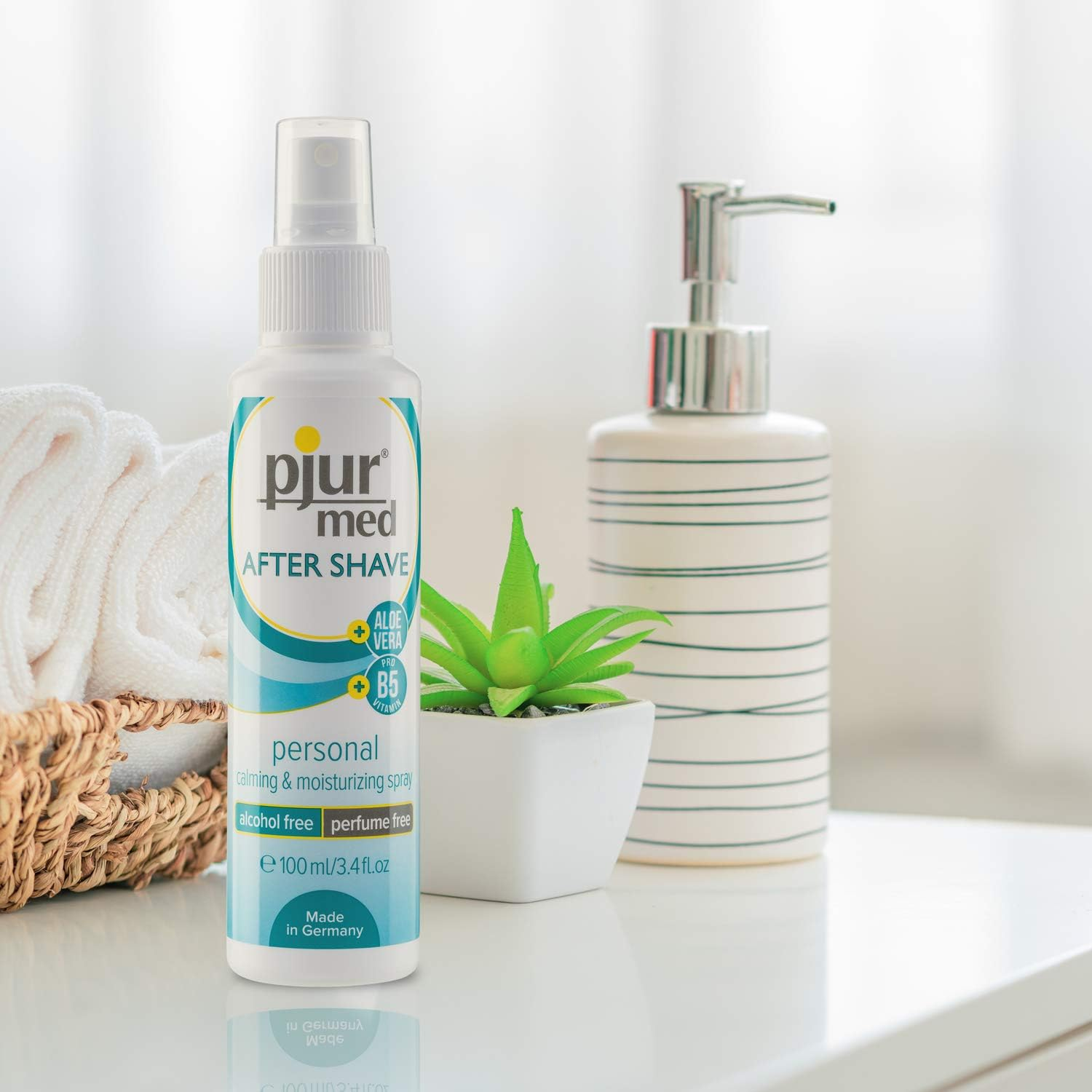 Pjur Med after SHAVE Spray - Care Spray for Women and Men - Gentle Skincare with Aloe Vera - Effective Protection against Razor Burn (100Ml)