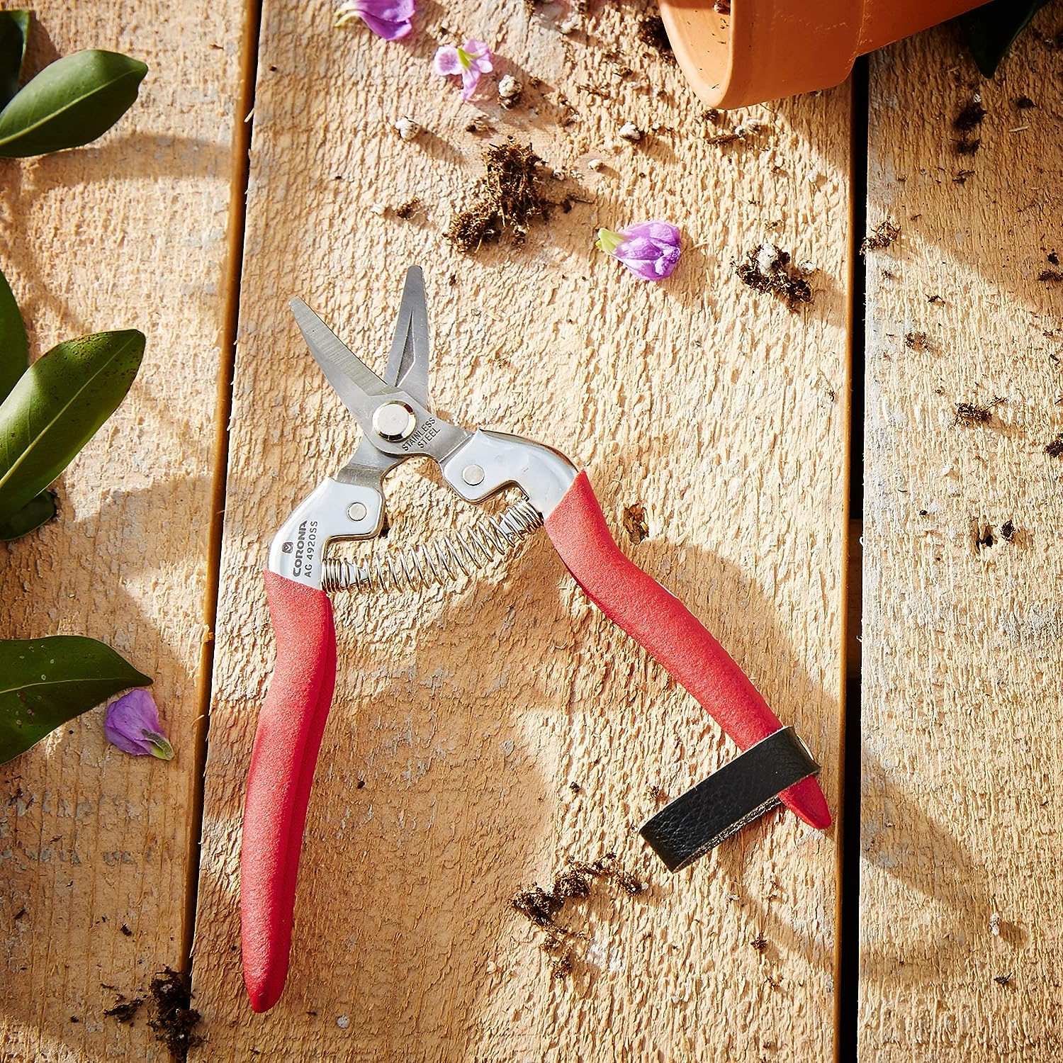 Corona AG 4920SS Short Curved Snip, Stainless Steel image number 1