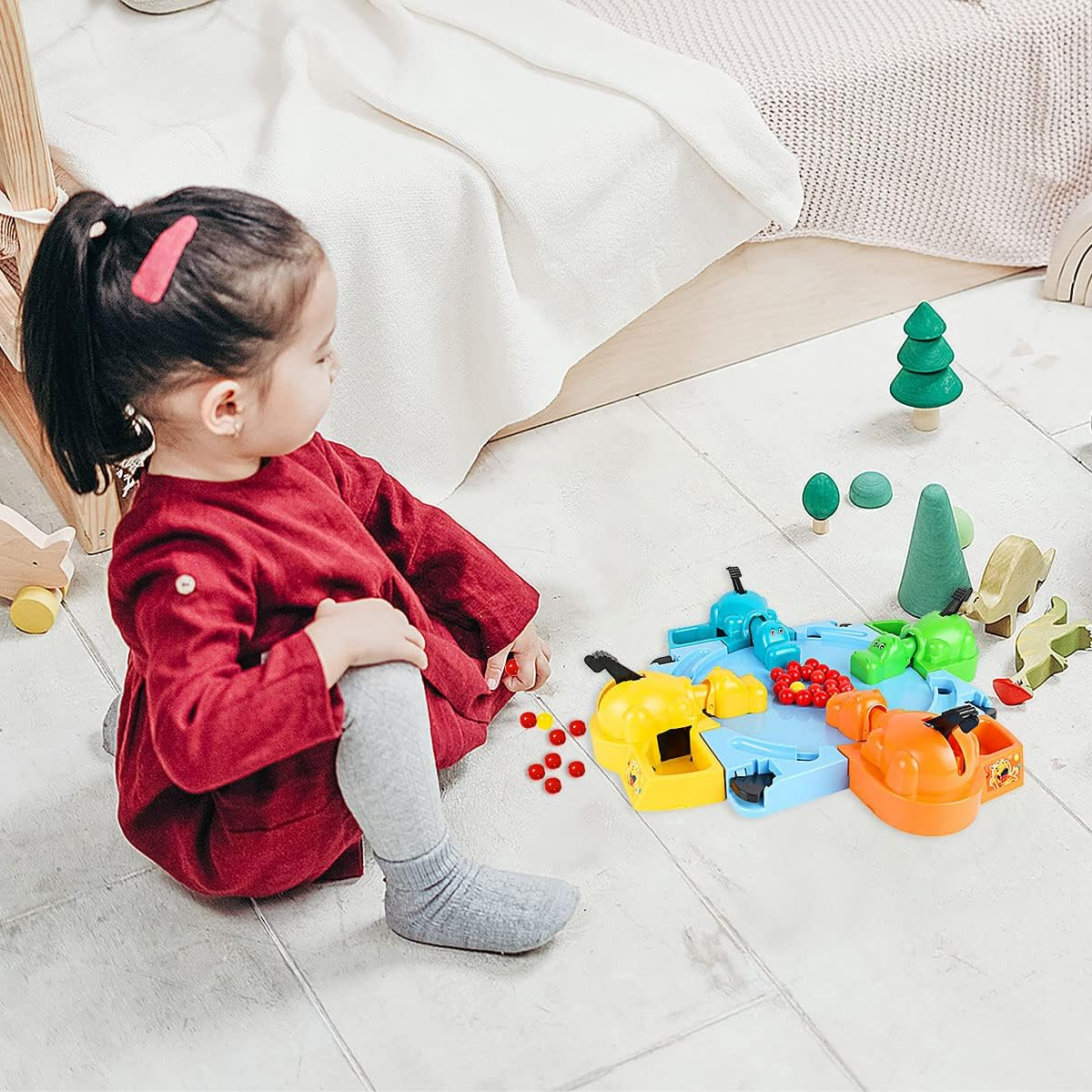 Jagowa 21 Pcs Game Replacement Balls Plastic Marble Game Ball Compatible with Hungry Hippos, 19 Red Balls and 2 Yellow Balls (21 Pcs) image number 2