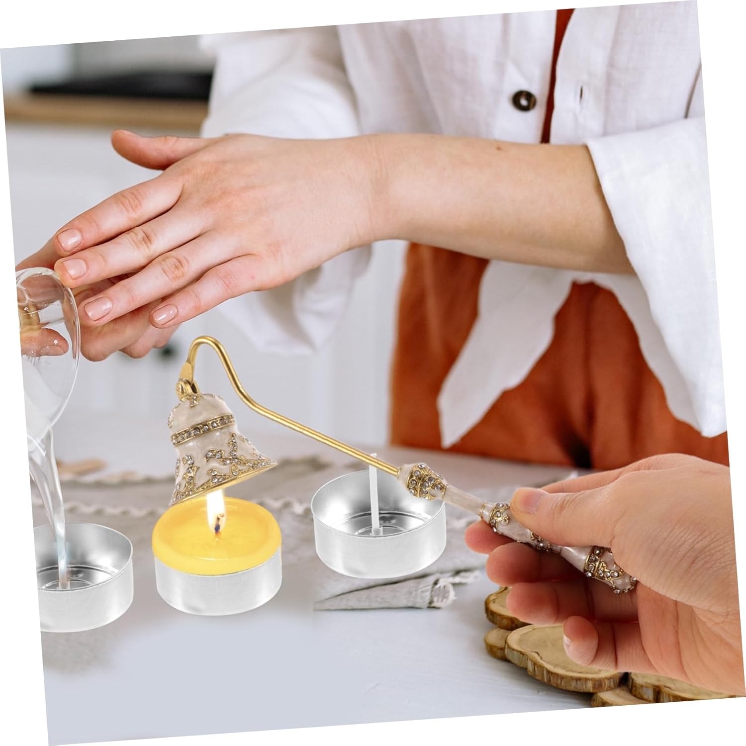 DECOMELODY Vintage Candle Snuffer Handheld Wick Extinguisher for Aromatherapy Home Hotel Restaurant Decor image number 2