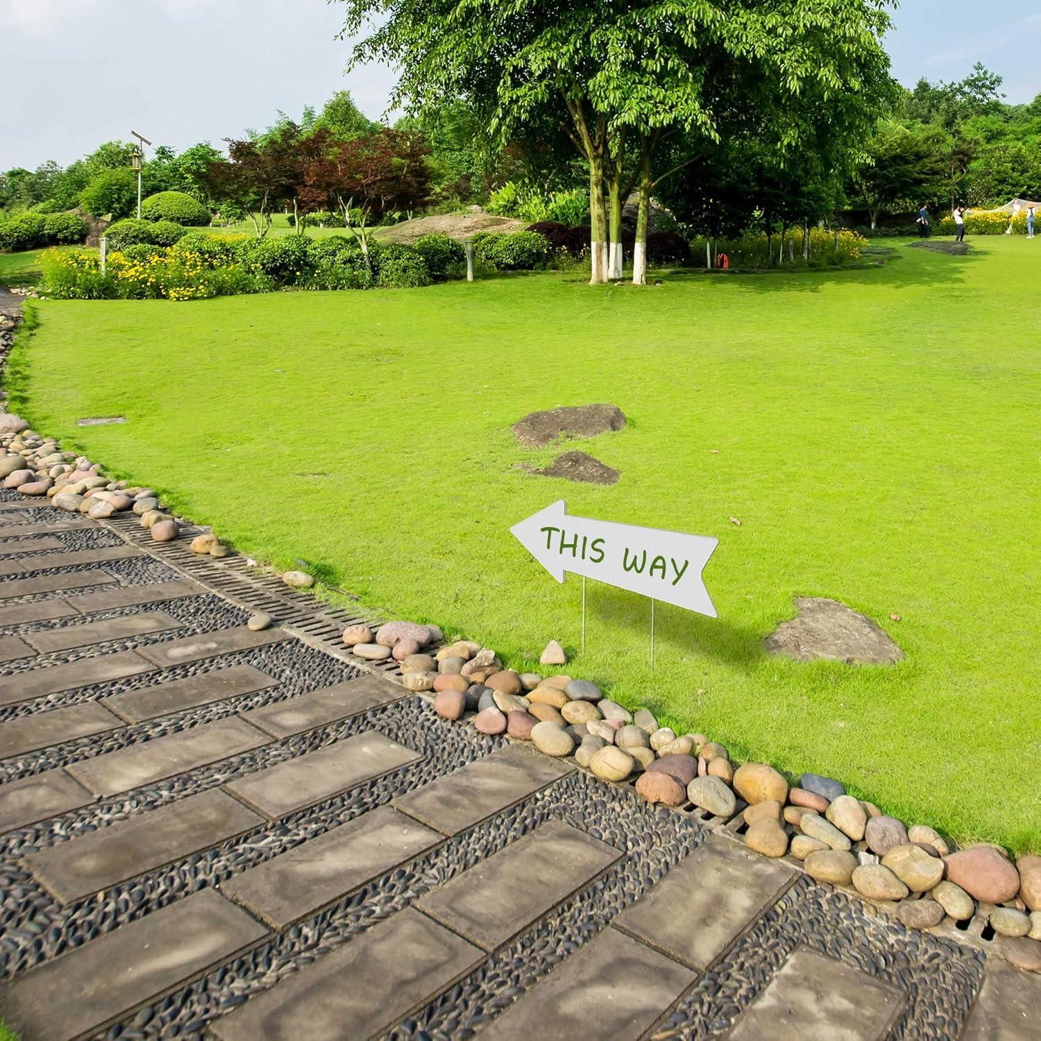 Blank Arrow Signs with Stakes 15 Pack 17 X 6 Inches Wedding Directional Yard Signs with Stakes, This Way Arrow Yard Signs Birthday Party Signs Arrow - White image number 4