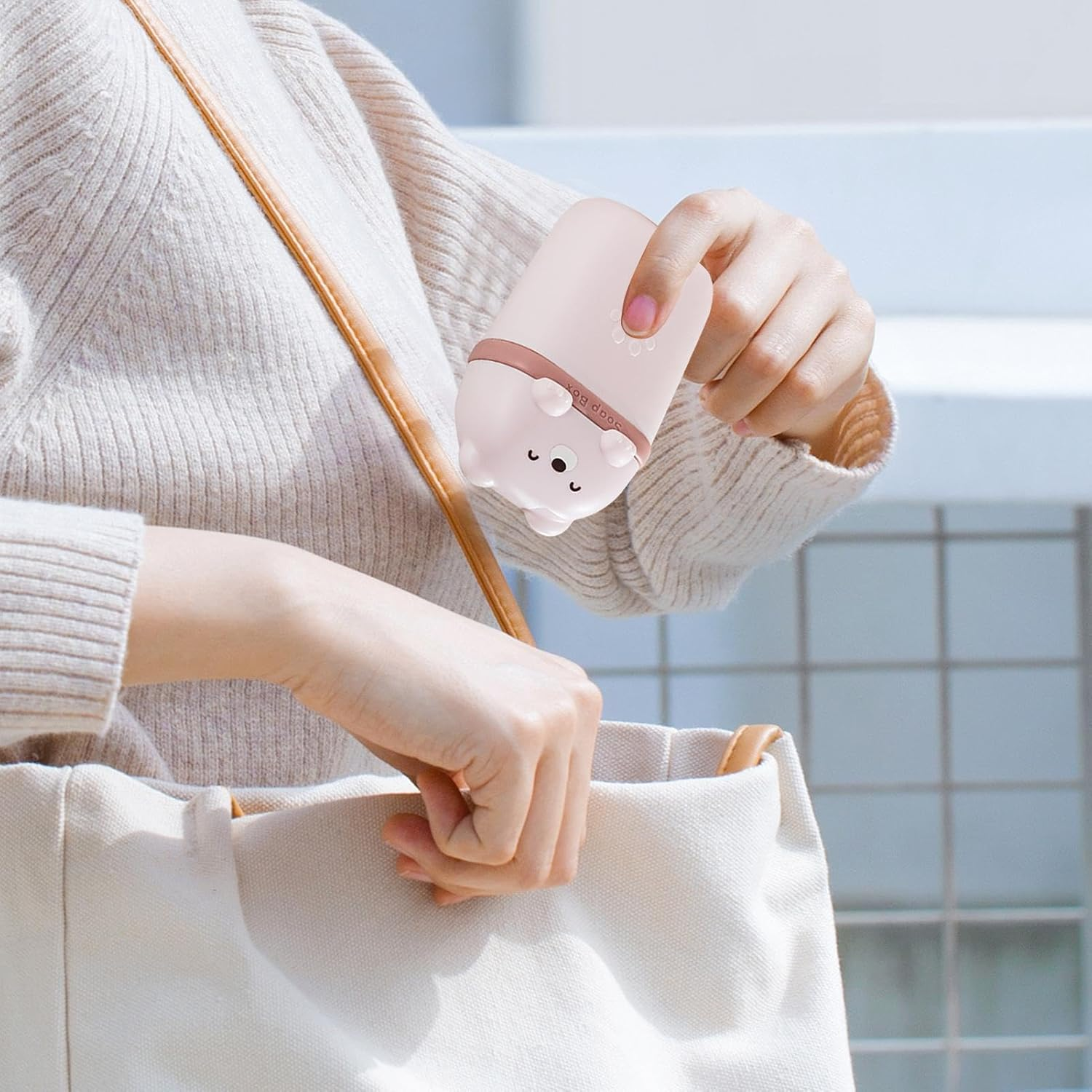 Travel Shampoo Bar Container - Cute Bear Shaped Portable Shampoo Bar Case - Efficient Drain Hole Design Shampoo Bar Holder for Gym - Yellow image number 2