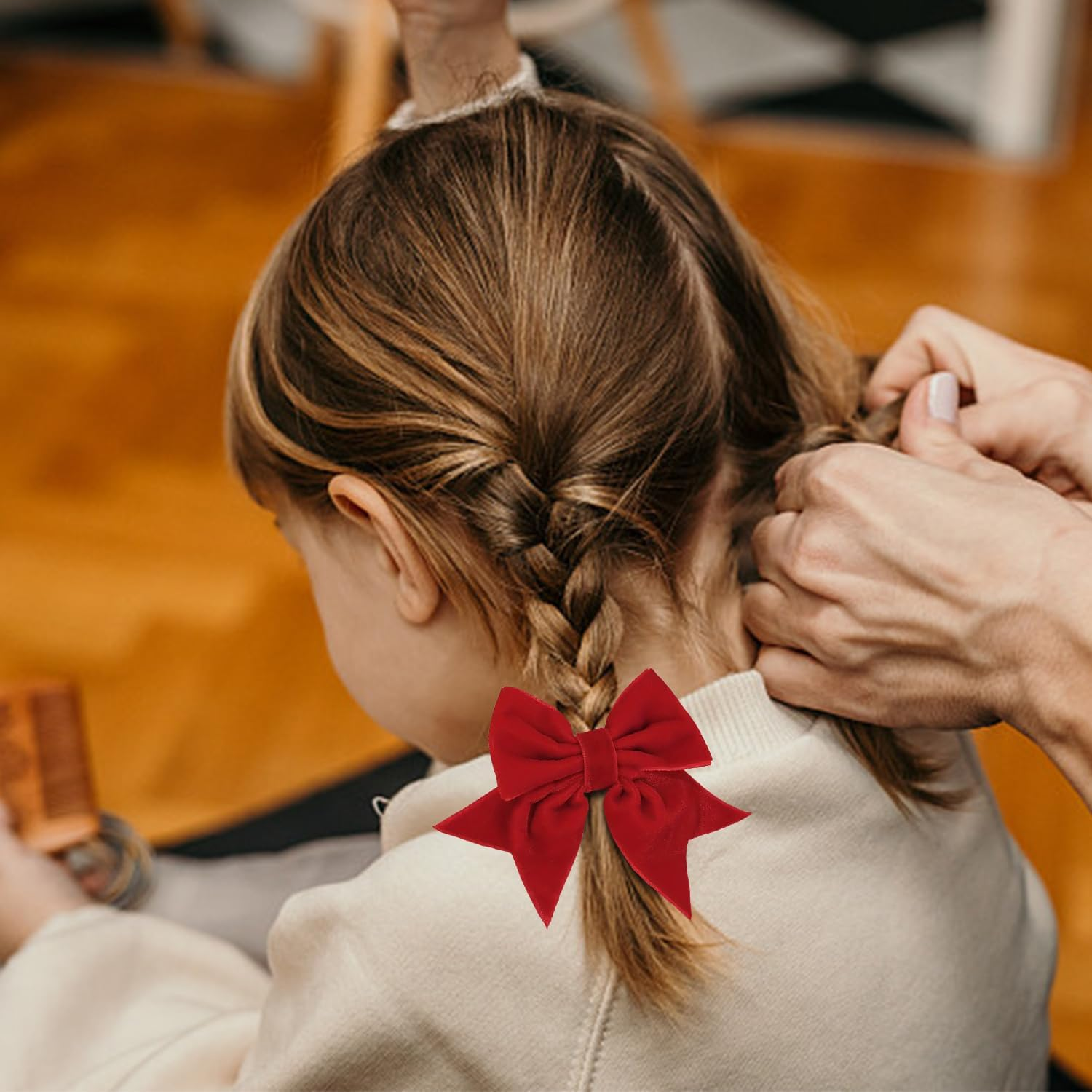 Pack of 4 Bug Hair Pins, Velvet Hair Pin, Classic Design Hair Accessories, Hairstyle Decorations, Simple Women'S Hair Accessories for Women image number 3
