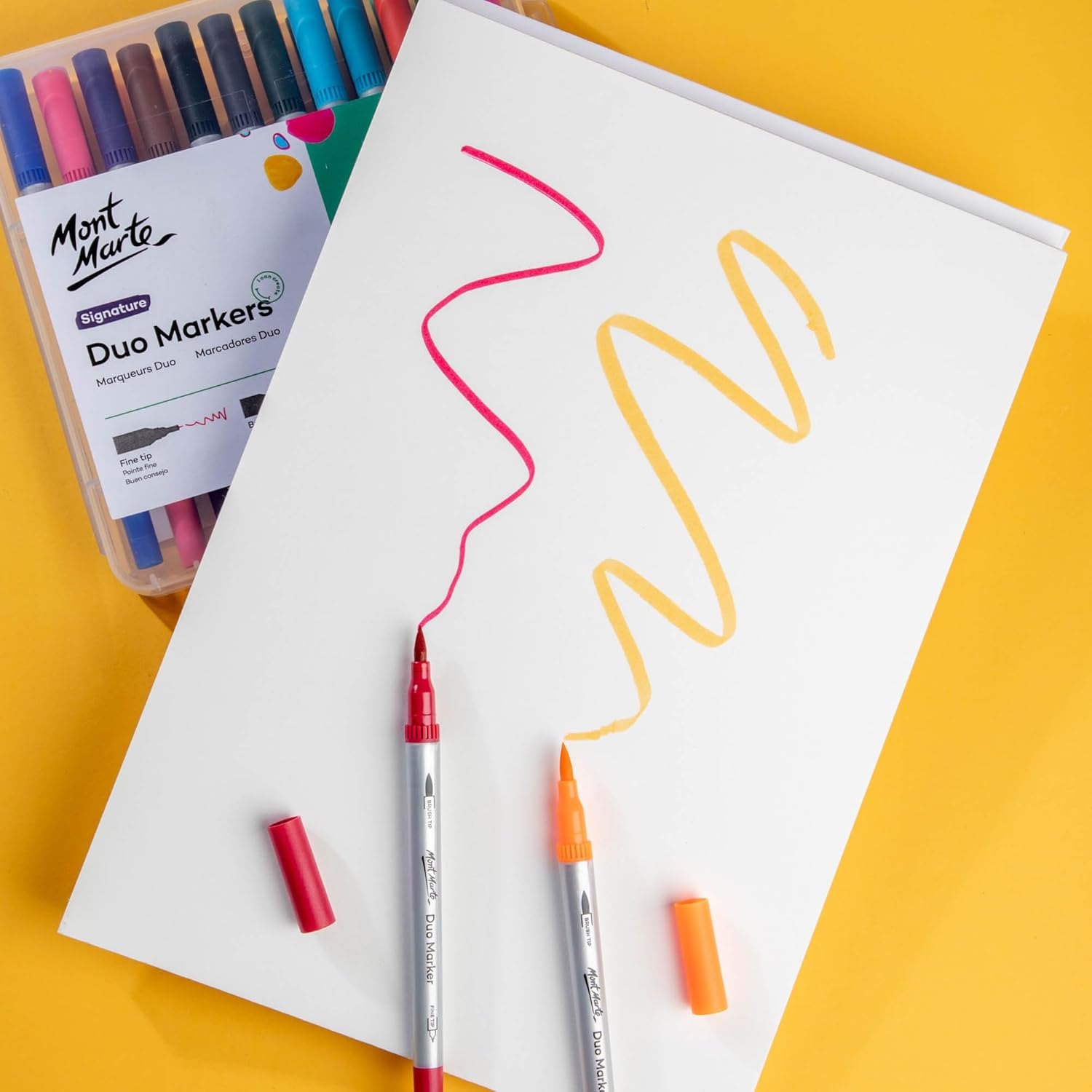 Mont Marte Mixed Media Pad Premium 300Gsm A4 15 Sheets Acid Free Art Pad with Fine Tooth Paper for Multi-Media Use, Ideal for Pencils, Oil Pastels, Markers, Pens, Watercolour and Acrylic Paint image number 3