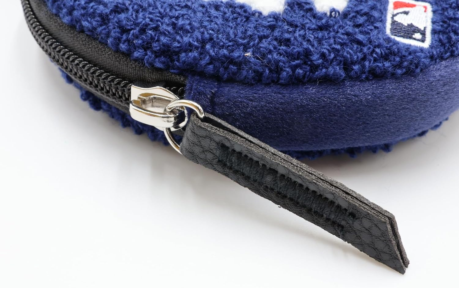 MLB World Series 2025 Circle Pouch MLB-PCH07 image number 1