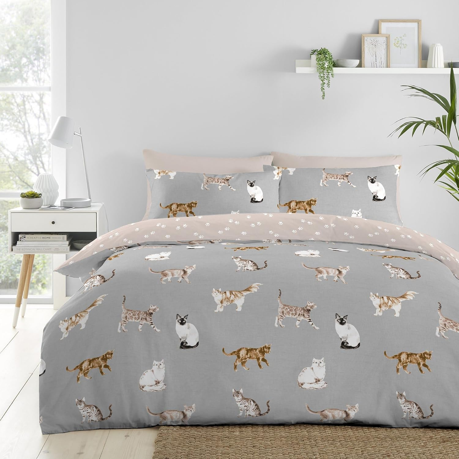 Fusion - Grey Cat Duvet Cover - Single Bedding Size (140 X 200Cm) - Reversible Design (Pink & Grey) - Cat Paw Print Bedding - Animals Print Bedding - Siamese, Persian, Ragdolls and Black Cats