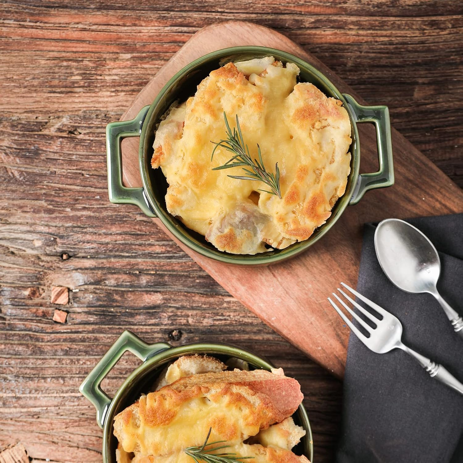 Vicrays Ceramic Soup Bowls with Handles, 24 Oz Porcelain Soup Crocks for French Onion Soup, Cereal, Beef Stew, Chill, Pasta, Pot Pies, Microwave and Oven Safe, Set of 4 (Green) image number 1