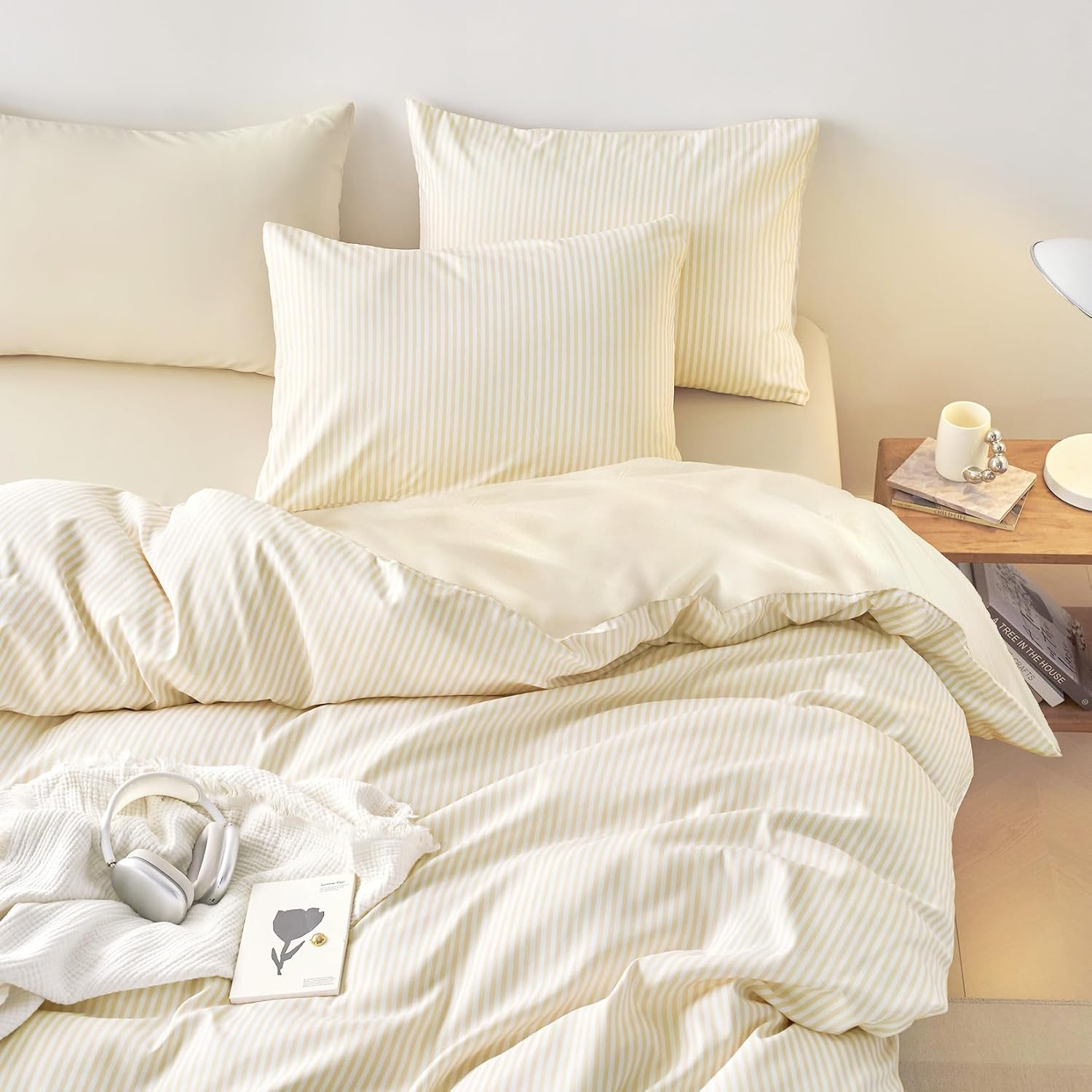 Wake in Cloud - Striped Quilt Cover Set, 1000TC Ultra Soft Microfiber Doona Duvet Cover, Ticking Stripes Pinstripe Pattern Printed Bed Bedding, 3 Pieces, Beige, Queen Size image number 3